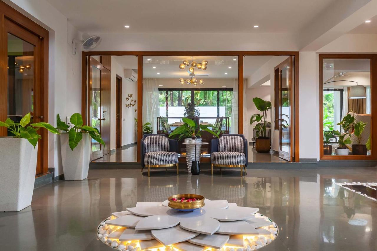 Villa Sereno By Stayvista - An Elegant And Entertaining Retreat Featuring A Swimming Pool, Outdoor Jacuzzi, Modern Interiors, And A Snooker Table Alībāg Exterior foto