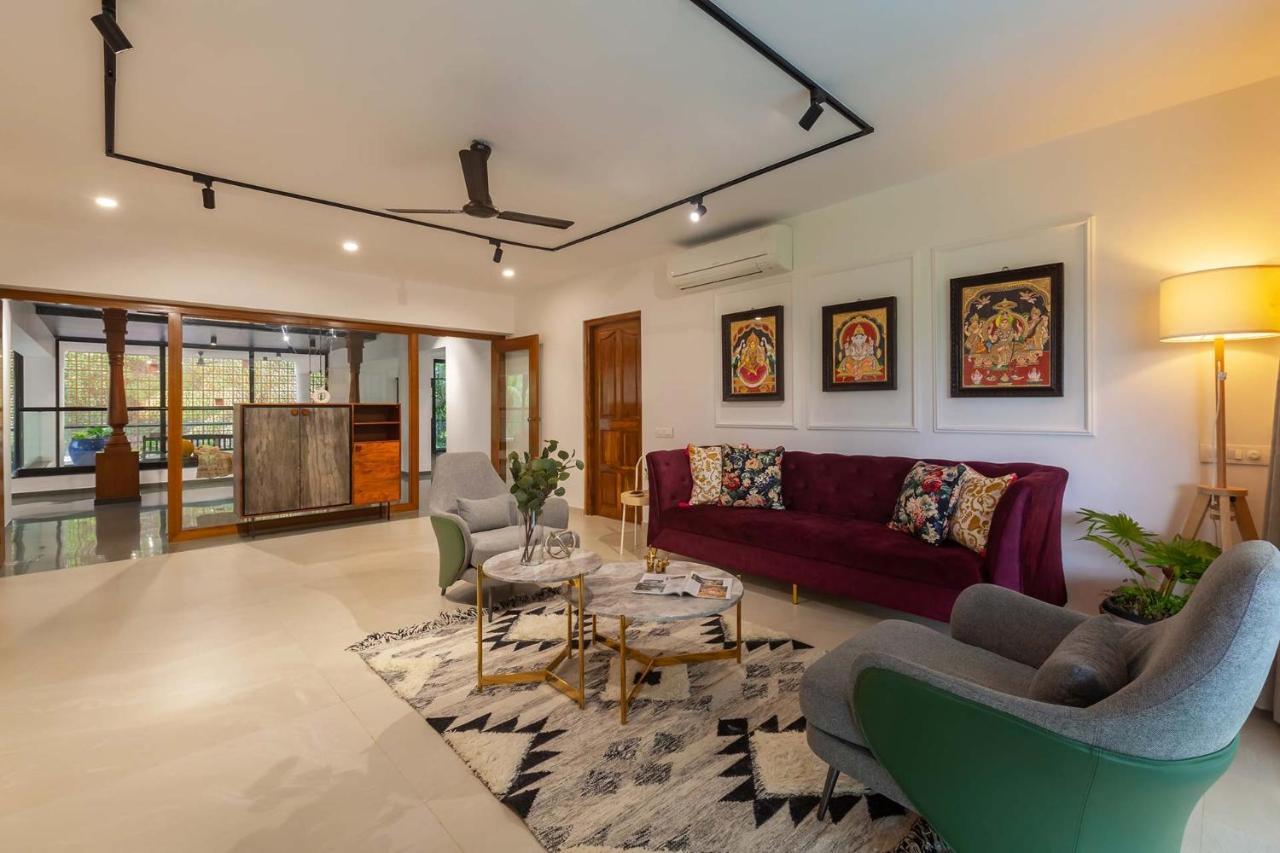 Villa Sereno By Stayvista - An Elegant And Entertaining Retreat Featuring A Swimming Pool, Outdoor Jacuzzi, Modern Interiors, And A Snooker Table Alībāg Exterior foto